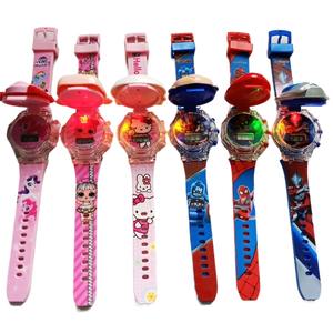 Regalos <span class=keywords><strong>de</strong></span> Navidad Reloj <span class=keywords><strong>de</strong></span> Pulsera Digital <span class=keywords><strong>de</strong></span> Dibujos Animados para Niños con Luces y Música <span class=keywords><strong>Spiderman</strong></span> Paw Patrol Juguete 3D Luminoso - Product Image 4