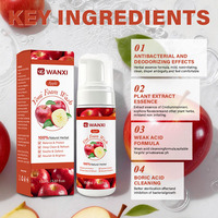Mousse nettoyante intime antibactérienne à l'extrait de pomme bio, pH équilibré, pour tous les âges et types de peau, nettoyage doux, rafraîchit.