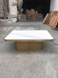 Set Meja Kopi 2 Potong Meja Tengah Bingkai Baja Tahan Karat, Desain Baru Emas/Kaca untuk Pusat Ruang Tamu Furnitur Logam Emas - Product Image 3