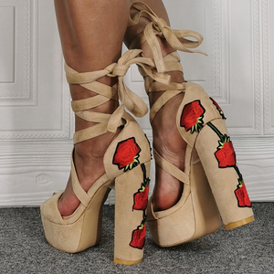 Élégantes sandales d'été pour femme en daim à plateforme haute, bout rond ouvert, à lacets, avec fleurs roses et talons épais - Product Image 5