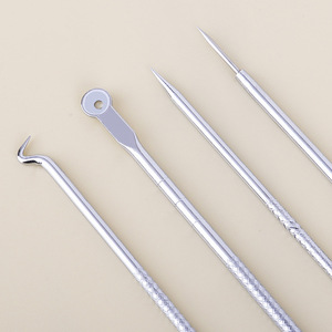 Kit d'outils de beauté pour le visage en acier inoxydable à double extrémité pour l'élimination des points noirs, 4 pièces, en boîte - Product Image 2