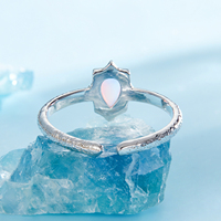 925 argent Sterling Amazonite Solitaire bague délicate empilable pierre de guérison bague Eco Chic minimaliste bijoux cadeau pour les femmes