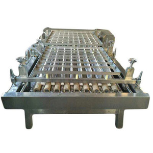 Machine automatique de pelage et de déveinage des crevettes et des crevettes de mer, 30 kg à 300 kg par heure - Product Image 5