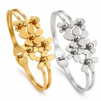 Gelang Bunga Romantis Trendi Elegan Baja Tahan Karat 316L Desain Cinta Wanita Berongga Lapis Emas 18K PVD Perhiasan Pergelangan Tangan Terbuka