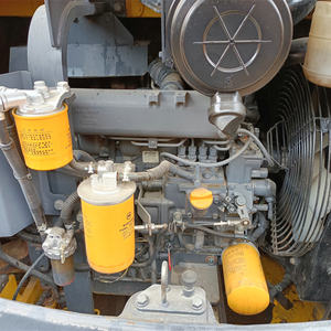 Japon Mini Komatsu Pc56 5 tonnes Pelles hydrauliques sur chenilles d'occasion Pc56-7 pelleteuses à godets d'occasion - Product Image 6