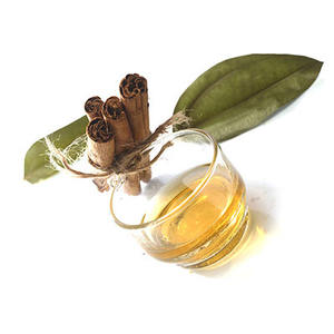 AARNAV GLOBAL EXPORTS Huile Essentielle de Feuille de Cannelle 100% Pure (Modèle AGE-EO-1055) - Raffermissante Hydratante Certifiée GMP Sri Lanka - Product Image 2