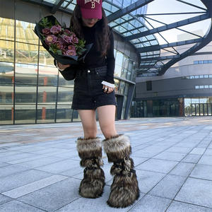 Botas <span class=keywords><strong>de</strong></span> nieve <span class=keywords><strong>de</strong></span> invierno <span class=keywords><strong>para</strong></span> mujer, talla grande, estilo punk sexy, con rayas, estilo urbano, con peluche, correas cruzadas exageradas, aumento <span class=keywords><strong>de</strong></span> altura hasta el tobillo - Product Image 5