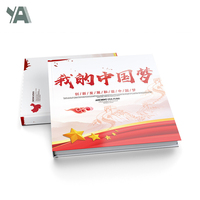Service d'impression professionnel sur mesure de catalogues et brochures en papier d'art avec reliure agrafée pour magazines et livrets