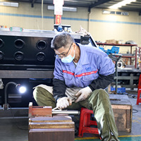 Centre de tournage CNC automatique Syntec DAS de 10 pouces à haute production, haute précision, avec tourelle et contrepoids, pour le tournage de métaux, service moyen, 220V