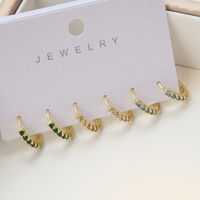 Boucles d'oreilles créoles Huggie en laiton plaqué or 18 carats avec pierre de naissance des 12 mois et zircone cubique, bijou personnalisé pour femme, cadeau d'anniversaire