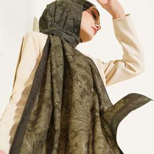 Pañuelo Musulmán con Logotipo Personalizado Más Vendido en 2026, Hijab Modal Estampado para Mujer, Transpirable, Elegante y Modesto, para las 4 Estaciones - Product Image 1