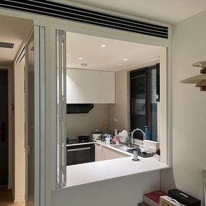 Fenêtre pliante durable en aluminium et <span class=keywords><strong>PVC</strong></span> pour cuisine, idéale pour villas modernes – Solution économique sur mesure - Product Image 4