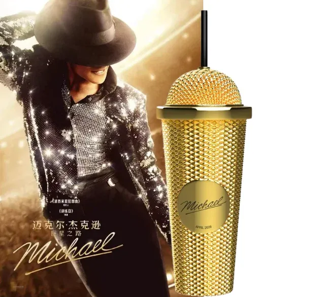 Taza de estilo dorado