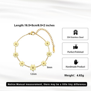 Factory wholesale 18K gold-plated stainless steel jewelry set with <b>daisy</b> bracelet and necklace suitable as a <b>gift</b> for women - Product Image 2