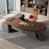 Bureau de direction en bois massif de luxe avec un design minimaliste moderne sophistiqué pour le bureau à domicile ou l'hôpital