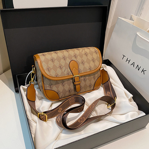 ANFUMI <span class=keywords><strong>Sac</strong></span> à bandoulière d'été haut de gamme pour femmes Niche populaire Design All-Match Saddle Bag Fashion PU - Product Image 1