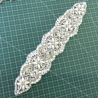 S627 Apliques de diamantes de imitación de cristal hechos a mano para coser parches textiles bordados nupciales