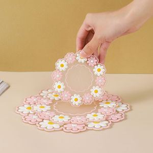 Wholesale Custom Daisy Design PVC Heat Insulation Mats Water-proof Accept OEM Logo Promotional Coaster