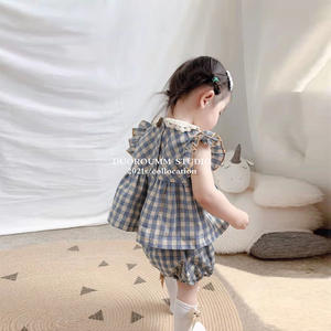 2025 été nouvelles filles rétro Ins <span class=keywords><strong>Bebe</strong></span> bio Plaid poupée chemise ensemble bouton 2 pièces pour les tout-petits 0-5 ans Floral court en gros 4 - Product Image 3