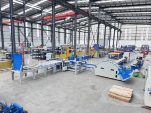 Machine industrielle de finition et de palettisation du bois pour ligne d'empilage de palettes en bois - Product Image 2