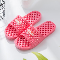 2024 été confortable plate-forme antidérapant maison salle de bain tongs sandales en gros amorti PVC chaussures pour femmes hommes respirant pour