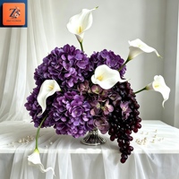 Centre de table de mariage élégant personnalisé, arrangement floral artificiel d'hortensias et de lys calla violets, décoration florale pour événements et fêtes