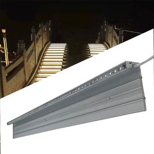 โคมไฟติดผนังภายนอกแบบโมเดิร์น กันน้ำระดับ IP65 พร้อมเซ็นเซอร์เปิด-ปิดอัตโนมัติสำหรับ<span class=keywords><strong>บ้าน</strong></span> - Product Image 2