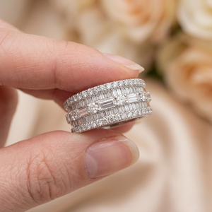 Bague en or blanc 18 carats de qualité supérieure avec diamants baguette, large, 5 rangs, pavé mosaïque, style hip-hop, bague de phalange audacieuse, cadeau haut de gamme pour femme - Product Image 2