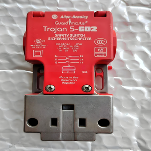 สวิตช์ล็อคป้องกัน440G-LZ 440G-LZS21STRH <span class=keywords><strong>guardmaster</strong></span> ของแท้ของใหม่ - Product Image 4