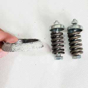 Écrous utiliser voiture pour PSA Peugeot <span class=keywords><strong>Citroen</strong></span> M8x1.25 boulons à ressort d'échappement boulon de collecteur d'échappement écrou pour boulons de tuyau de bride d'échappement - Product Image 2