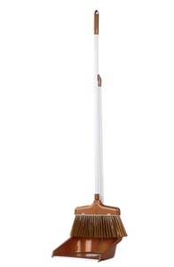 Juego de Escoba y <span class=keywords><strong>Recogedor</strong></span> Triangular Resistente y Moderno - Cerdas Suaves, Ecológico, Resistente al Viento, para Limpieza Profunda en Interiores/Exteriores - Product Image 5