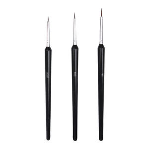 Juego de 3 Pinceles Negros para Decoración de Uñas, Pinceles para Delinear y Pintar Uñas, para Líneas Largas, Detalles y Diseños Finos - Product Image 1