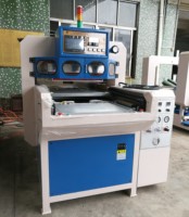 Jingyi Machine à friser les bords des cylindres en tube plastique semi-automatique pour les semelles de chaussures Tpu Pu