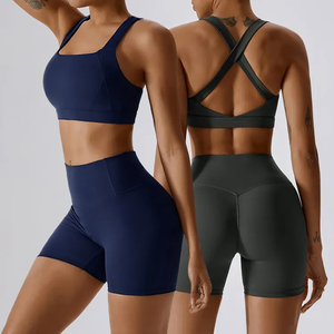 Ropa de gimnasio personalizada Ropa transpirable corta Yoga Gimnasio Activewear Legging Conjunto de 4 piezas Gimnasio Fitness Yoga Conjuntos para mujeres - Product Image 6