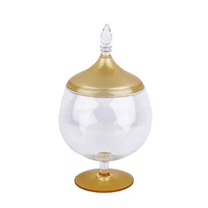 Wholesale Durable Crystal Plastic Acrylic Clear Snacks Container Plastic Candy Jar Server With Luxury Golden Lid