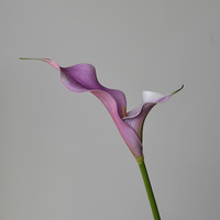 Pabrik Y-238 Grosir Bunga Buatan 2 Kepala Calla Lily Bunga Calla Lily Palsu untuk Dekorasi
