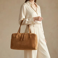 Sac à main en cuir suédé structuré Boston avec double fermeture éclair, grande capacité, idéal pour les voyages professionnels quotidiens pour femmes