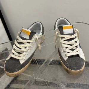 Zapatillas de Lujo de Diseñador con Estrellas Blancas, Transpirables, Antideslizantes, Cómodas, Estilo Urbano, Tendencia de Moda, Doradas con Efecto Desgastado - Product Image 4