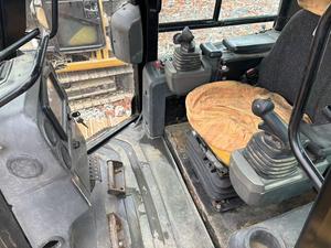 Caterpillar D5K Industrial Crawler <b>Bulldozer</b> Original from Japan <b>Used</b> <b>Bulldozer</b> with Essential Engine Motor Pump Components - Product Image 6