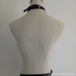 Vente directe d'usine de lingerie en cuir sexy pour femmes européennes et américaines, de vêtements érotiques pour couples, d'accessoires et de tenues bondage. - Product Image 4