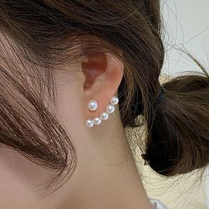 Venta al por mayor de pendientes de clip con forma de corazón de perla clásicos y exquisitos, joyería en forma de U, sin perforación, para cartílago. - Product Image 1