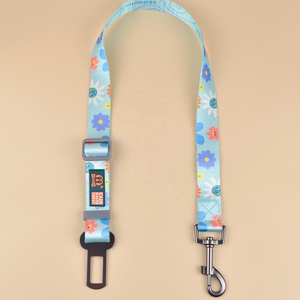 MIDEPET Hochwertige Modische Klassische Autosicherheitsgurt-Leine für Katzen und Hunde Weich Langlebig Anpassbares Logo Niedlicher Blumendruck Polyester - Product Image 2