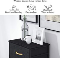 Commode de rangement à 4 tiroirs pour chambre à coucher Bacs en tissu Tour en plastique pour chaussures Literie Vêtements Jouets Four à micro-ondes pour le salon