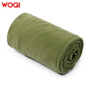 ถุงนอน Woqi แบบซองจดหมาย สีเขียวทหาร ผลิตจากโพลีเอสเตอร์ ระบายอากาศได้ดี น้ำหนักเบา เหมาะสำหรับการเดินทาง แคมป์ปิ้ง สำหรับผู้ใหญ่และเด็ก - Product Image 1