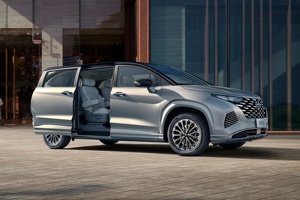 2024 Beijing Hyundais Custo 5 puertas 7 <span class=keywords><strong>plazas</strong></span> gasolina MPV 380TGDi 023 moderno 2,0 T 170 HP L4 nueva condición gasolina combustible China - Product Image 2