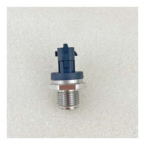 Capteur de pression de carburant Common Rail 0281002930 pour Heuliez, Man, New Holland - Product Image 3