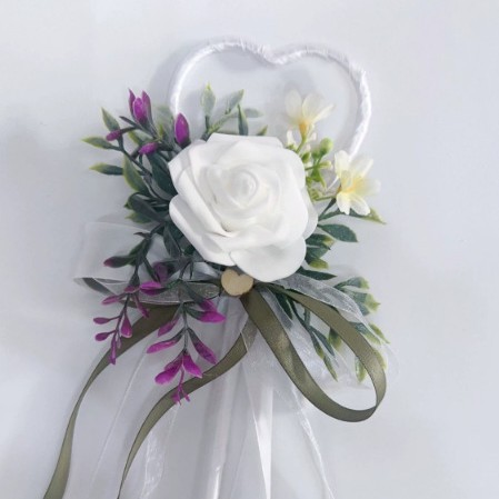 Bianco con accenti viola