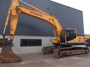 รถขุดตีนตะขาบมือสองจากเกาหลีแท้ รุ่น Hyundai HX220HD เครื่องยนต์ Yanmar พร้อมปั๊มเกียร์และลูกปืน ประสิทธิภาพสูง สภาพดี - Product Image 3