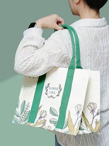 Sac fourre-tout en toile très demandé avec un personnage de dessin animé mignon et une palette de couleurs pastel pour les femmes, les étudiantes, usage quotidien - Product Image 5
