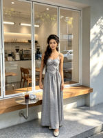 Robe longue décontractée sans manches pour femme, style empire, à rayures romaines et décoration florale sur la poitrine, dernière mode été 2026, vente en gros